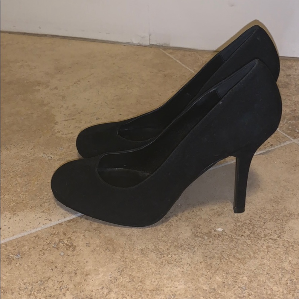 Black heels
